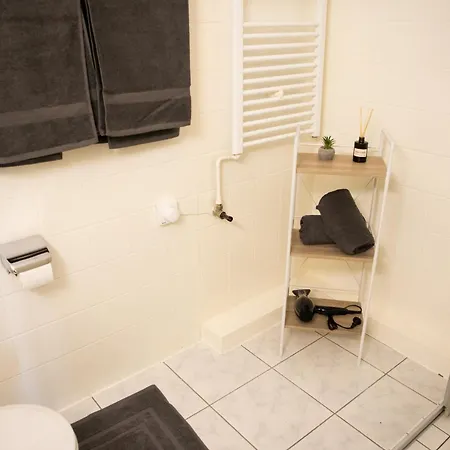 Me Living - - Hauptallee - * Bad Pyrmont