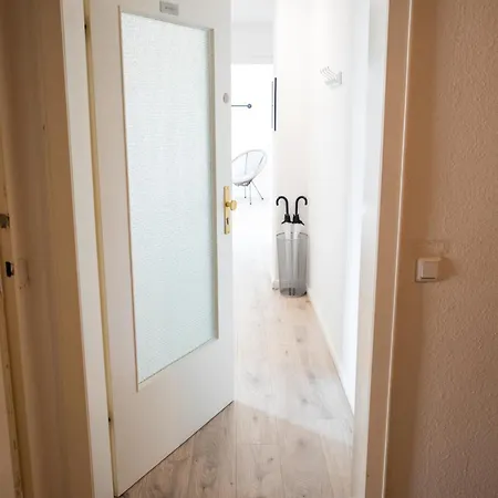 Apartment Me Living - - Hauptallee -