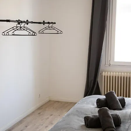 Apartment Me Living - - Hauptallee - *