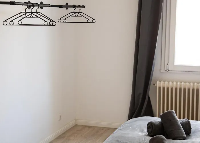 Apartment Me Living - - Hauptallee - *
